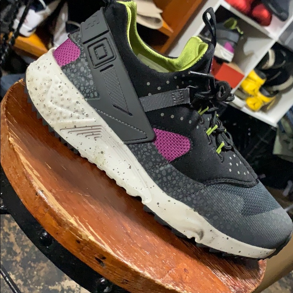 men’s shoes